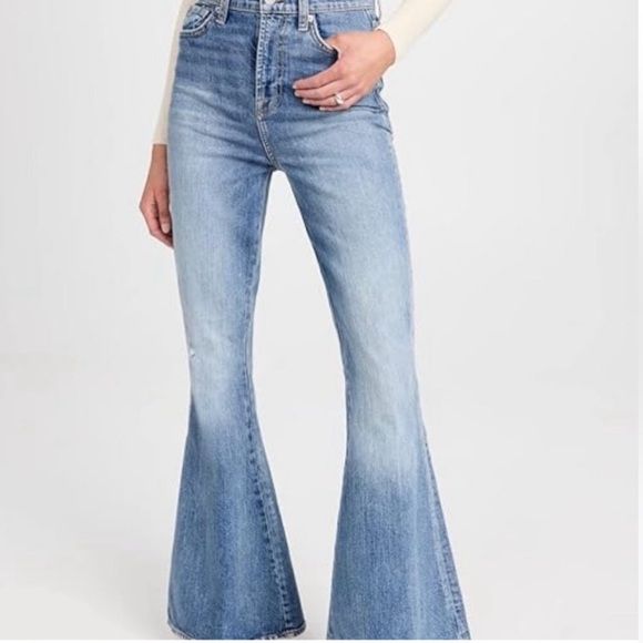 7 For All Mankind Denim - 7 For All Mankind Lighter Wash Mega Flare High Rise? Women’s Denim Jeans NWT 25